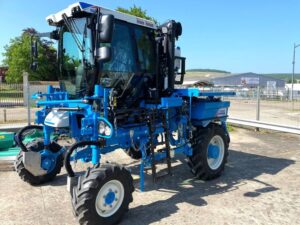 Enjambeur 1049 TI STAGE V - 3 Rangs  BOBARD
