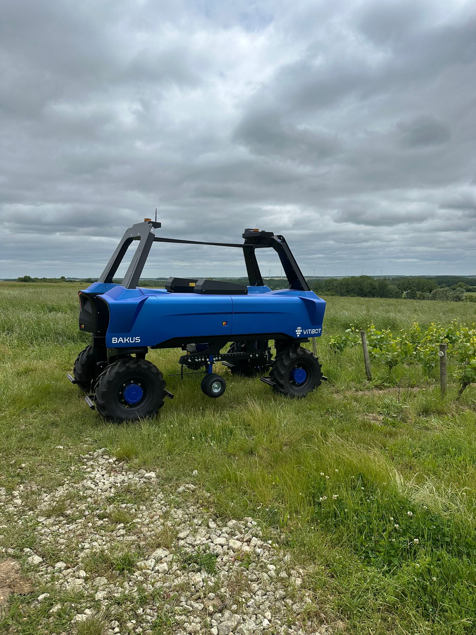 Livraison et mise en route d’un VitiBot BAKUS